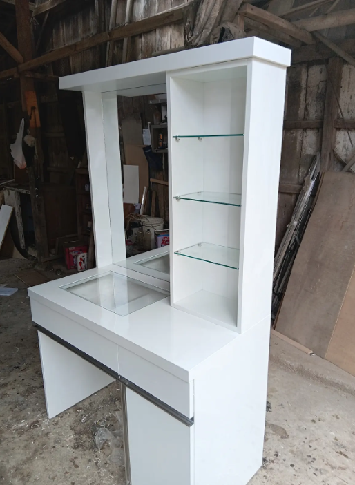 UMKM Ombe Mebel Minimalis Interior, Spesialis Furniture Custom Berkualitas di Bawen Kabupaten Semarang