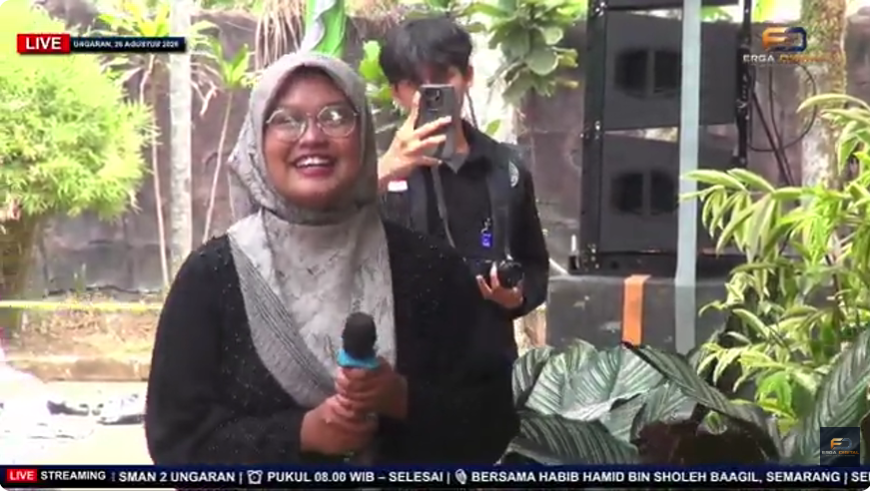 SMADA Bersholawat di SMAN 2 Ungaran, Ratusan Siswa Larut dalam Sholawat dan Tausiyah